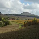 Colle Casini Cortesi Bed & Breakfast Caldarola